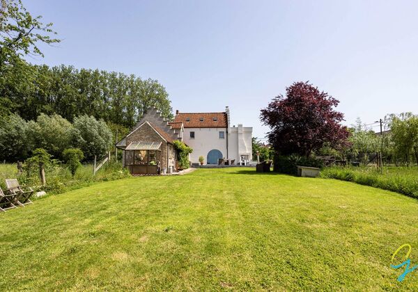 Buitengewoon huis te koop in Brakel