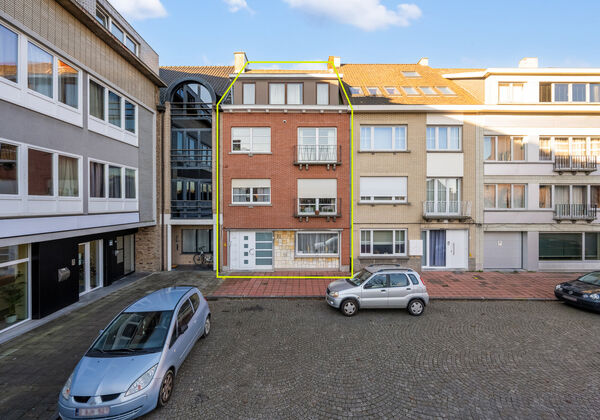 Immeuble à appartements à vendre à Zottegem