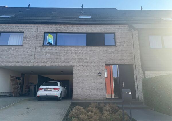 Maison &agrave; louer &agrave; Lede
