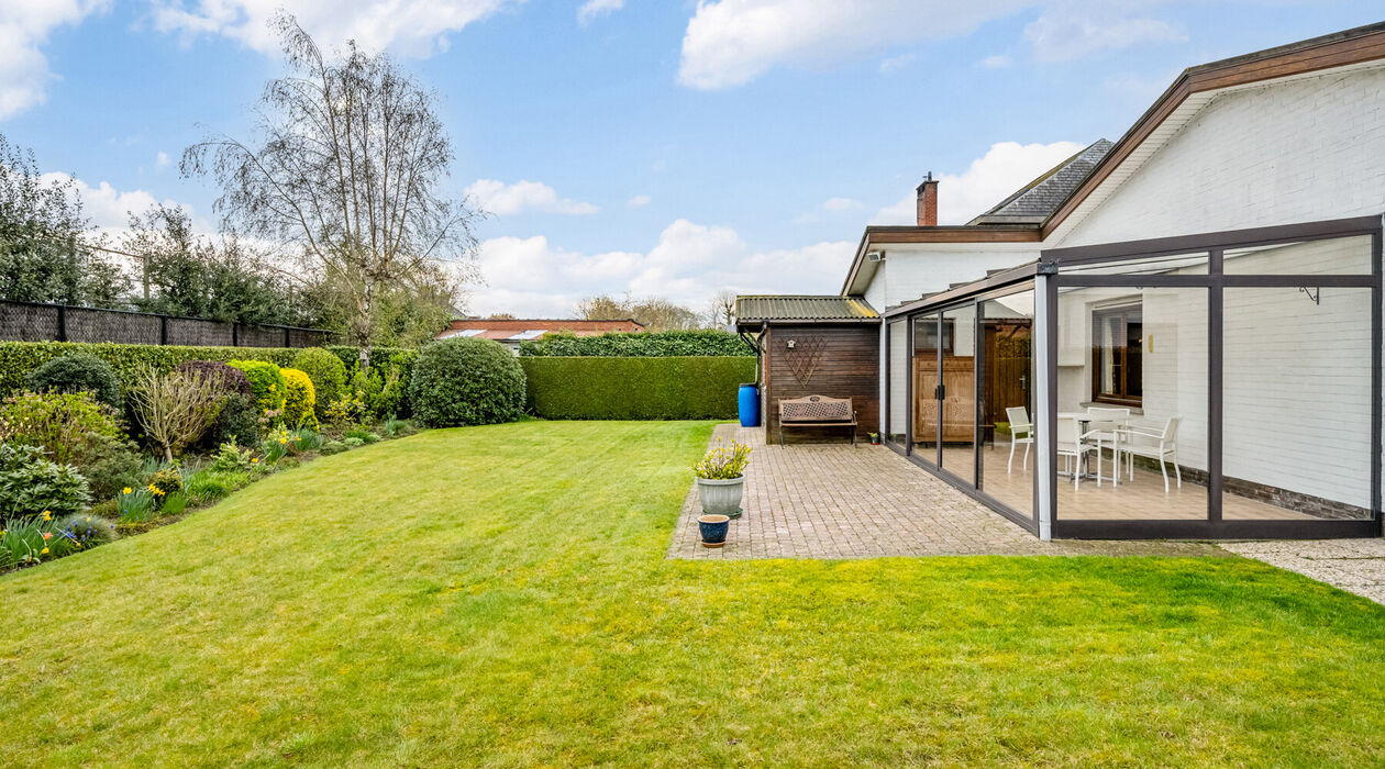 Bungalow te koop in Drongen