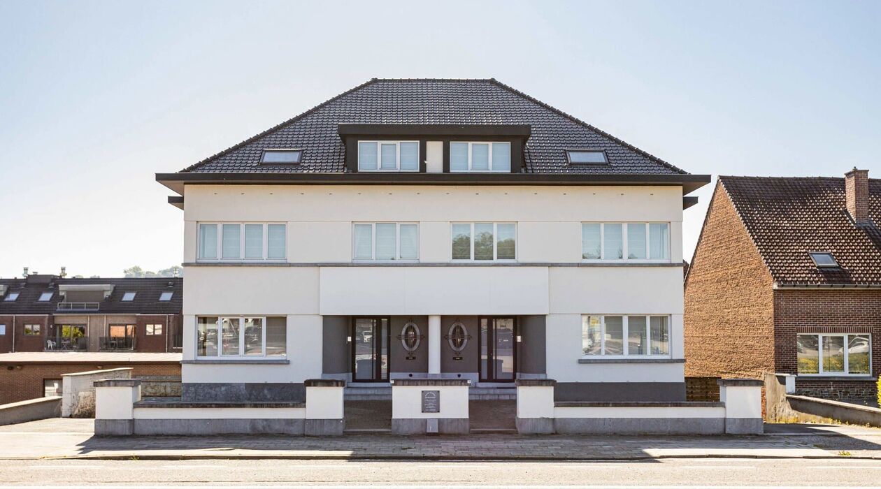 Commercieel centrum te koop in Geraardsbergen