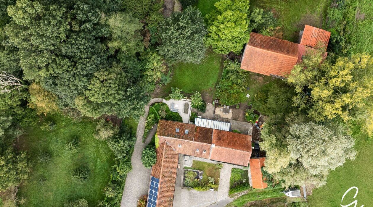 Hoeve te koop in Sint-Lievens-Houtem
